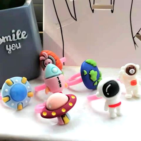 Children's Ring Cartoon Spaceman Theme Jewelry Toys Kindergarten School Gifts