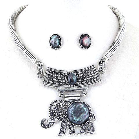 European And American Fashion Metal Simple Elephant Collar Necklace Earrings Set