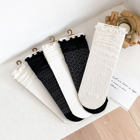 Socks Female Lace Black And White Middle Tube Net Yarn Breathable Pile Socks Wholesale