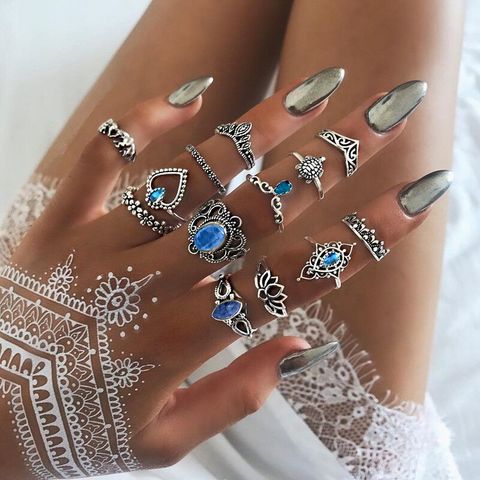 Conjunto De Anillos De Piedras Preciosas Con Incrustaciones De Aleación De Cielo Estrellado Con Corona Grabada Con Diamantes Retro