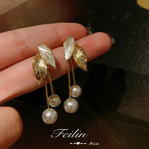 Fashion Alloy Leaf Pearl Tassellong Earrings Wholesale