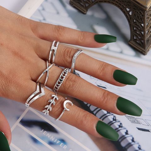 Simple Moon Leaf Geometric Alloy Plating Silver 7-piece Set Ring