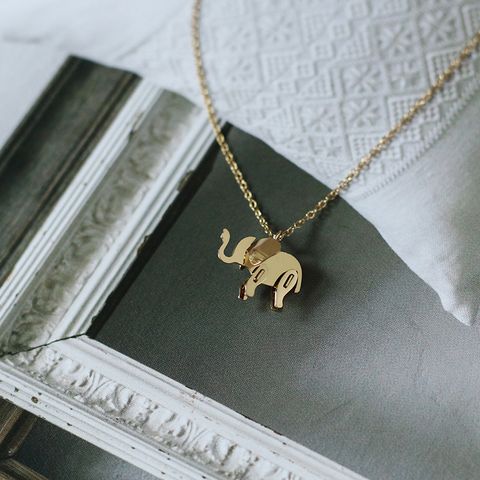 Gros Bijoux Bébé Éléphant Pendentif En Acier Titane Collier Nihaojewelry