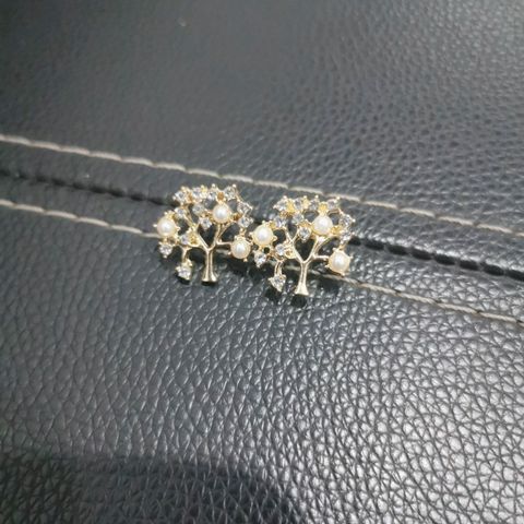 Nihaojewelry Simple Full Diamond Pearl Tree Earrings Wholesale Jewelry