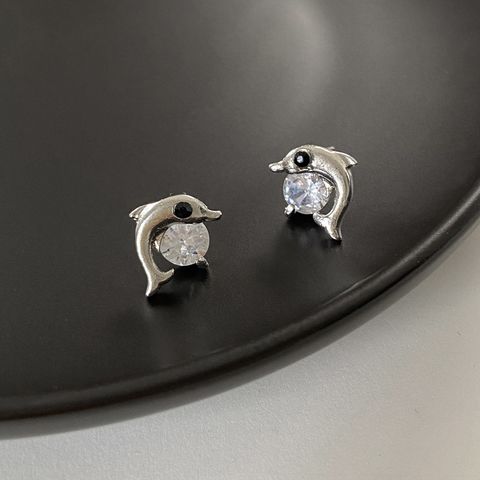 Fashion Hot Sale Korean Style Earrings Women 's Charm Dolphin Zircon Stud Earrings Temperament Wild Ear Rings Wholesale