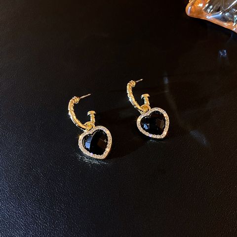 Retro Heart Inlaid Rhinestone Geometric Earrings Wholesale Nihaojewelry