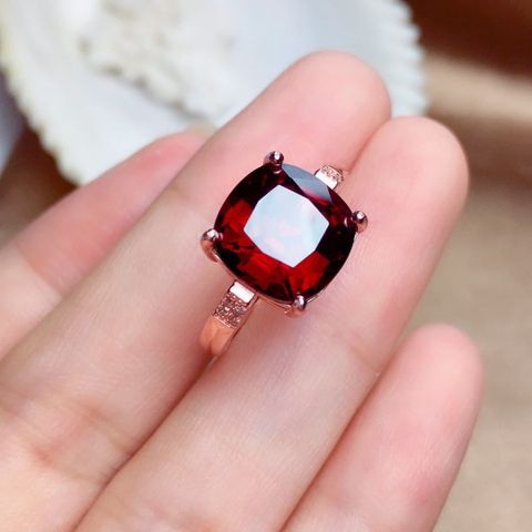 Live Broadcast New Imitation Natural Mozambique Garnet Ring Pigeon Blood Red Fire Color Seiko Open Colored Gems Ring