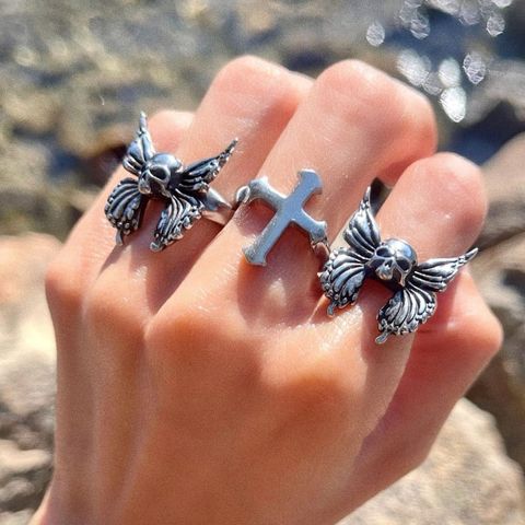 Cross-border New Halloween Skull Ring Retro Personality Butterfly Wings Ring Finger Ring Jewelry Wholesale