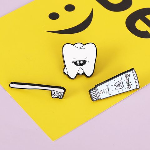 Korean Cute Cartoon Brooch Drip Oil Tooth Health Warning Collar Pin