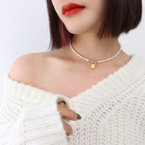 French Ins Cool Style Retro Natural Freshwater Pearl Ot Buckle Lock Head Titanium Steel Necklace Light Luxury Ornament P102