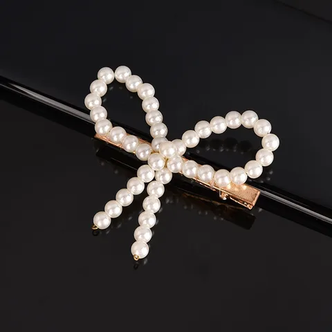 Simple Style Geometric Bow Knot Imitation Pearl Alloy Plastic Hair Clip 1 Piece