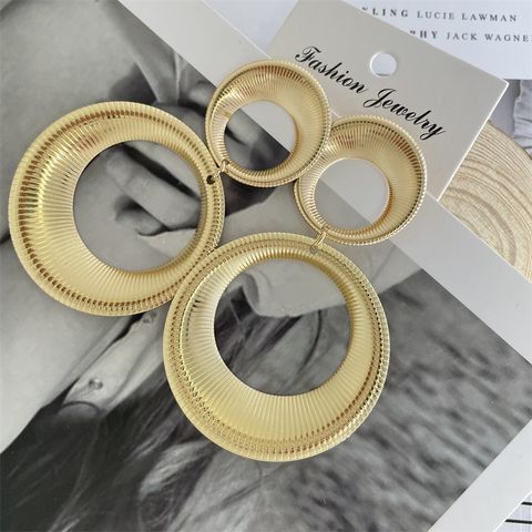 Exaggerated Circle Metal Plating Hollow Out Women's Ear Studs 1 Pair