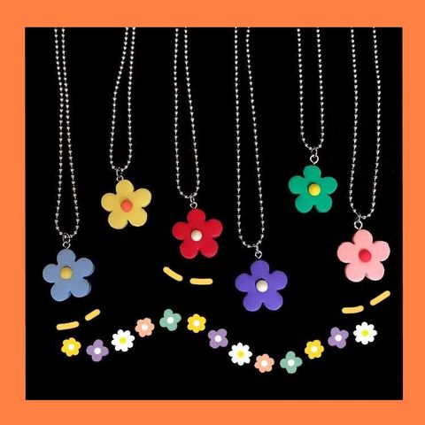 Cartoon Style Flower Plastic Women's Pendant Necklace 1 Piece