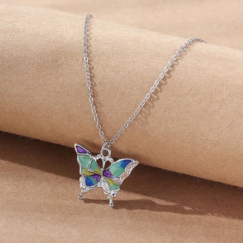 Fashion Butterfly Alloy Women's Pendant Necklace 1 Piece
