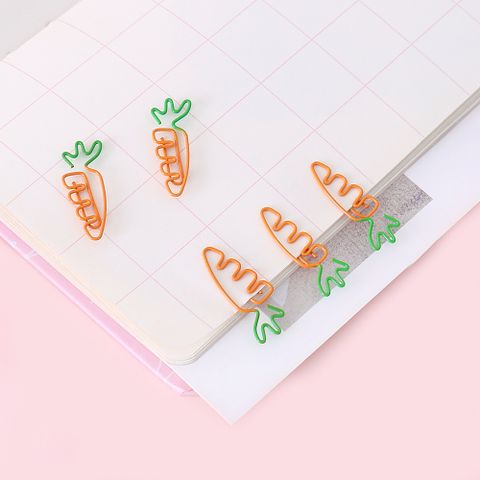 Creative Cute Colorful Carrot Shaped Storage Paper Clip