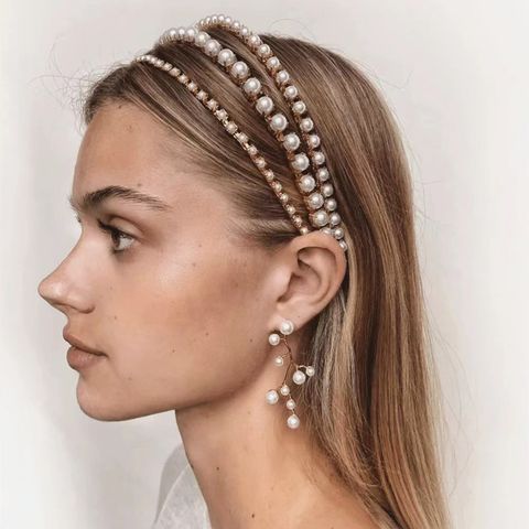 Frau Mode Einfarbig Eisen Überzug Inlay Strasssteine Perle Haarband