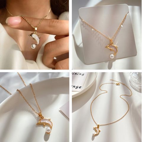 Fashion Dolphin Alloy Inlay Pearl Women's Pendant Necklace 1 Piece