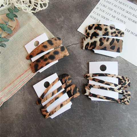 Fashion Leopard Cloth Handmade Hair Clip 1 Set