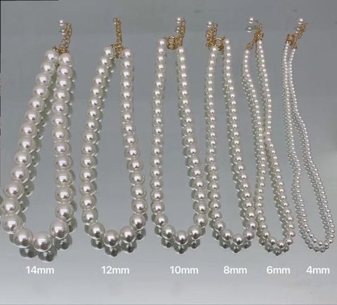 Fashion Solid Color Artificial Pearl Alloy Women's Necklace 1 Piece
