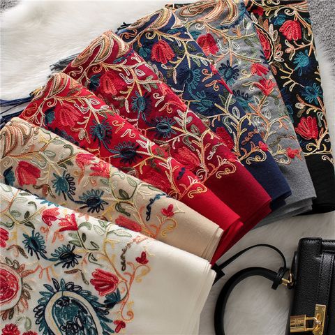 Women's Fashion Flower Imitation Cashmere Embroidery Winter Scarves