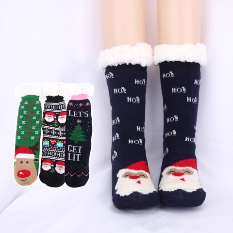 Women's Sweet Christmas Tree Santa Claus Cat Polyester Cotton Embroidery Crew Socks