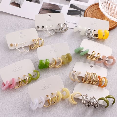 Simple Style Solid Color Alloy Resin Women's Hoop Earrings 1 Set