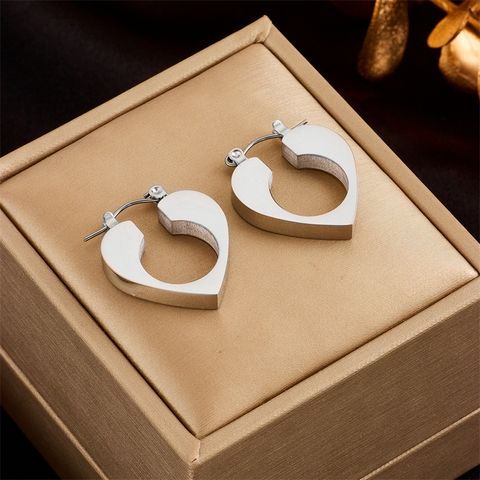 Basic Heart Shape Titanium Steel Plating Dangling Earrings 1 Pair