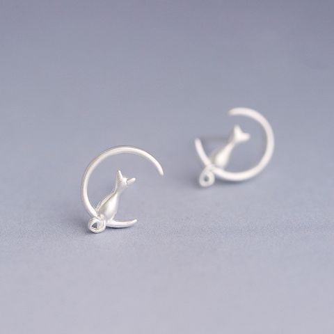 Fashion Moon Cat Sterling Silver Ear Studs 1 Pair