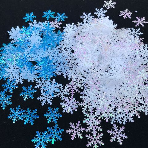 Christmas Fashion Snowflake Plastic Party Decorative Props 1 Set