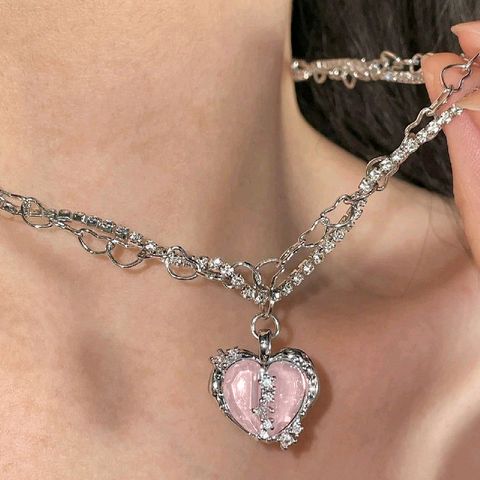 Sweet Heart Shape Alloy Plating Artificial Rhinestones Women's Pendant Necklace 1 Piece