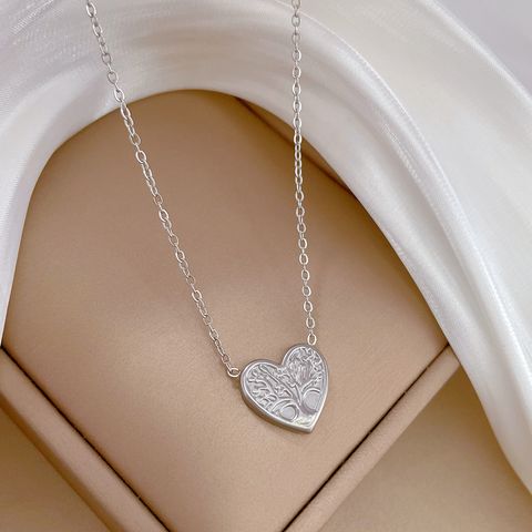 Retro Tree Heart Shape Titanium Steel Necklace 1 Piece