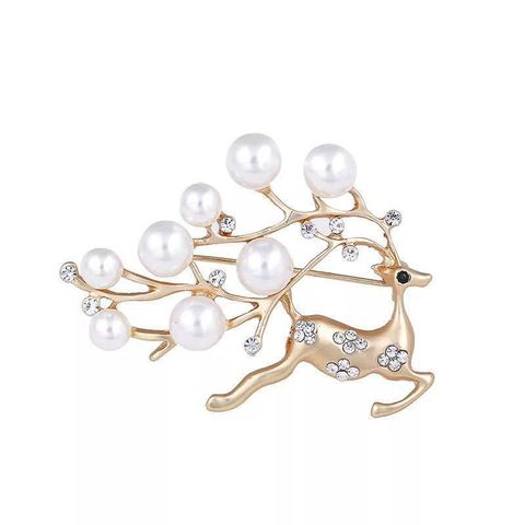 Fashion Cat Flower Butterfly Imitation Pearl Alloy Inlay Rhinestones Opal Women's Brooches