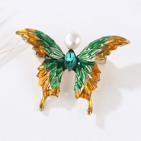 Fashion Flamingo Butterfly Shell Alloy Inlay Artificial Diamond Women's Brooches