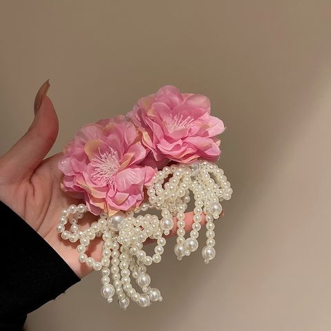 1 Pair Retro Flower Imitation Pearl Cloth Drop Earrings