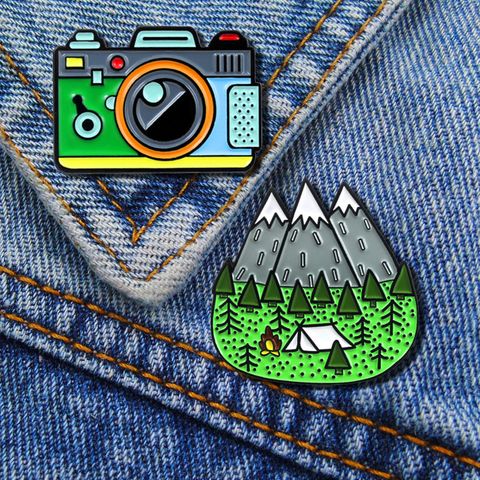 Cartoon Style Mountain Forest Camera Alloy Enamel Unisex Brooches