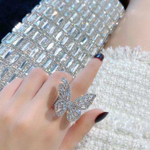 Moda Mariposa Metal Embutido Diamantes De Imitación Mujeres Anillos