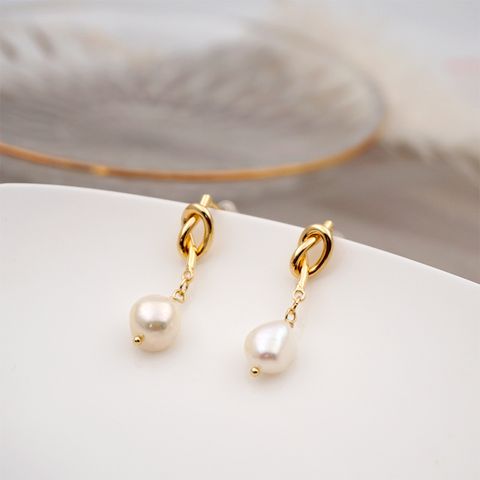 Retro Abstract Pearl Copper Drop Earrings 1 Pair
