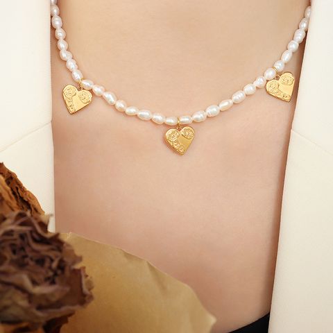 Elegant Heart Shape Freshwater Pearl Titanium Steel Beaded Necklace