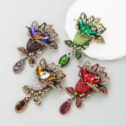 Luxurious Flower Alloy Plating Rhinestones Glass Women's Brooches 1 Piece