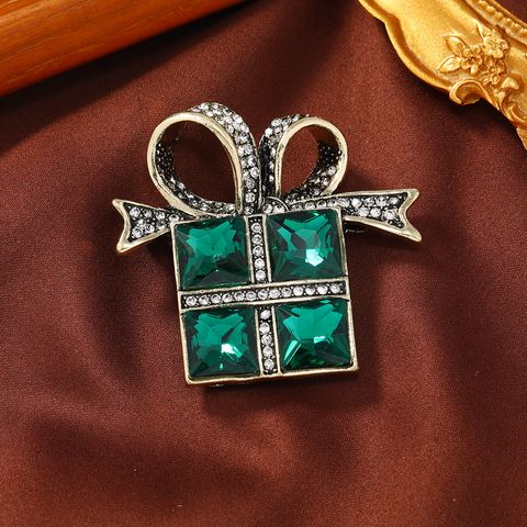 Retro Gift Box Alloy Plating Artificial Gemstones Unisex Brooches