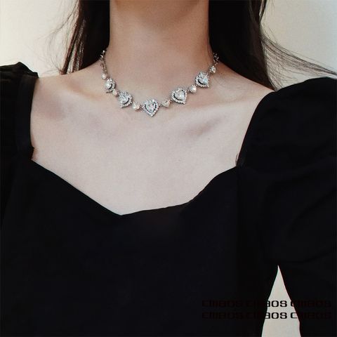Fashion Heart Shape Alloy Plating Rhinestones Women's Necklace 1 Piece