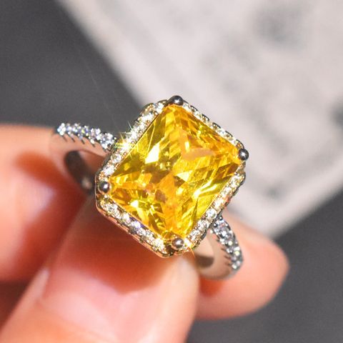 New European And American Luxury Inlaid Yellow Diamond Two-color Copper Ring