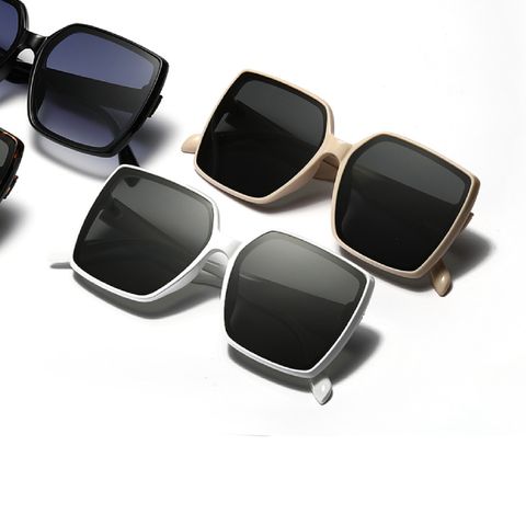 Mode Polygonale Trend Kontrast Farbe Sonnenbrille Großhandel