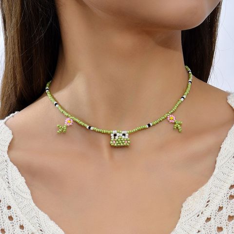 Bohemian Simple Hand-woven Flower Frog Necklace Female