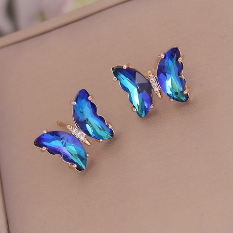 Pendientes De Diamantes De Aleación De Mariposa Con Gradiente Multicolor A La Moda