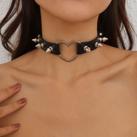 Exaggerated Pu Rivets Dark Necklace Gothic Punk Style Collar