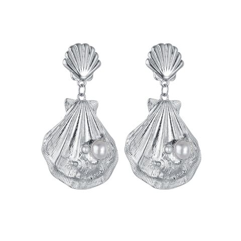 Fashion Pearl Shell Shape Pendant Earrings