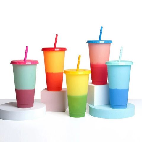 New Fashion Temperature Sensitive Color Changing Plastic Straw Cup 710ml