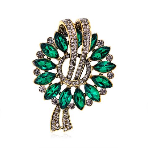 Fashion Acrylic Garland Shaped Women's New Alloy Diamond-studded Brooch Accessories Wholesale