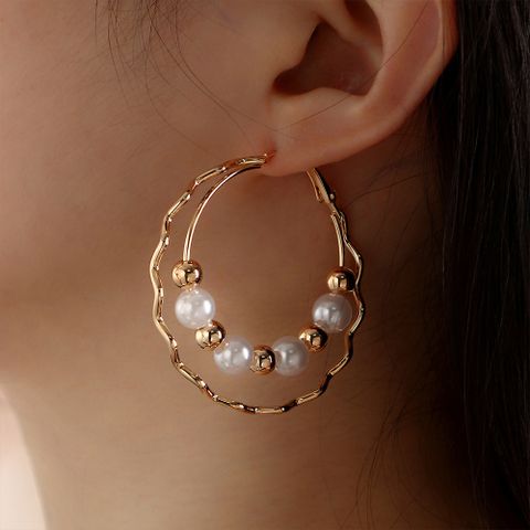 Boucles D'oreilles Géométriques À Double Couche De Perles À La Mode